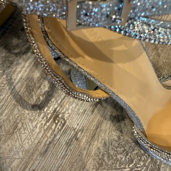 Mach & Mach Double Bow Platform Silver Glitter Women's Heels - Picture 11 of 15